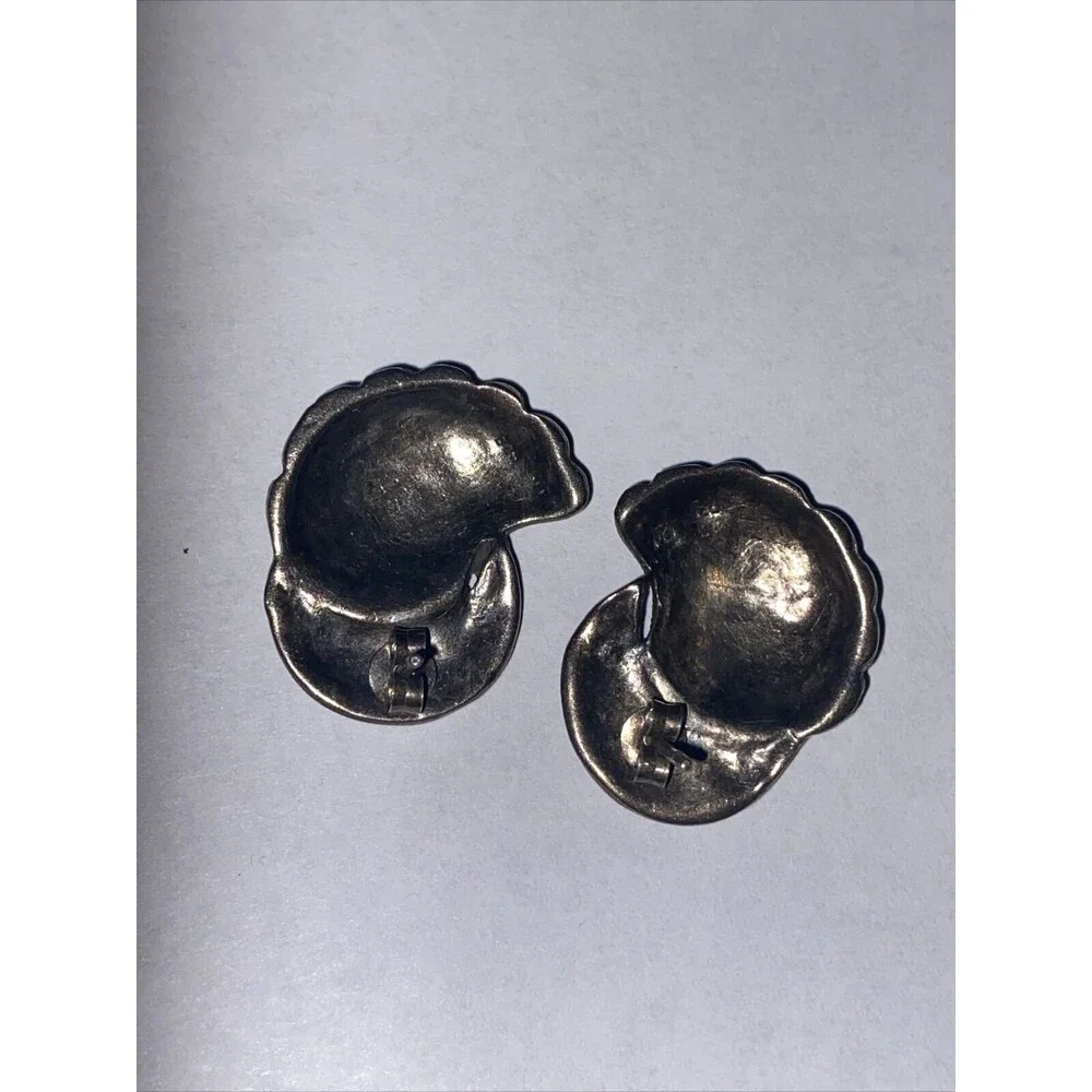 Vintage Signed MD 925 Sterling Silver Marcasite Post Earrings Shell Style